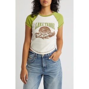 Princess Polly Green and White Graphic Tee NEVER WORN